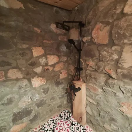 Togo Iztuzu Stonehouse-4 בקתה Bogazagzi